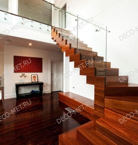 Лестница поворотная деревянная со стеклом №1